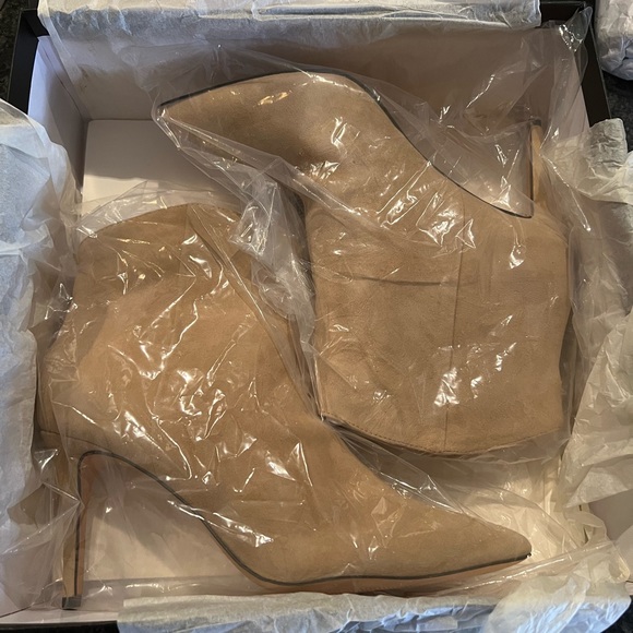 J. Crew Golden Mushroom Suede Shaped Topline Short Boot (NIB) - Picture 10 of 14